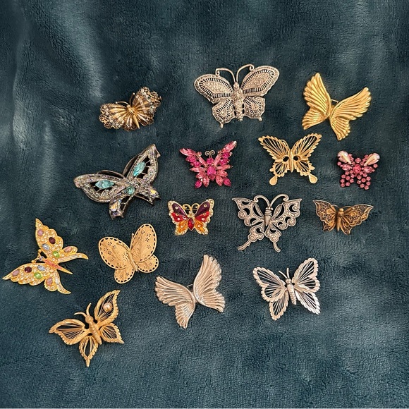 Jewelry - 🦋Elegant Butterfly Brooch Set 🦋